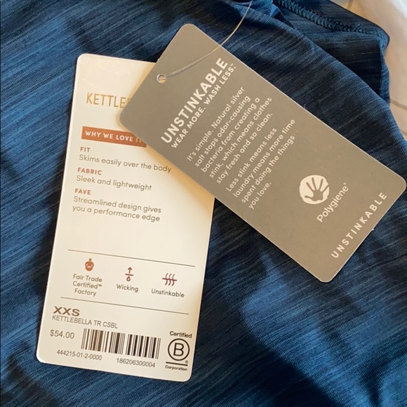 BNWT Athleta Kettlebella Training Tee - XXS - Picture 4 of 4